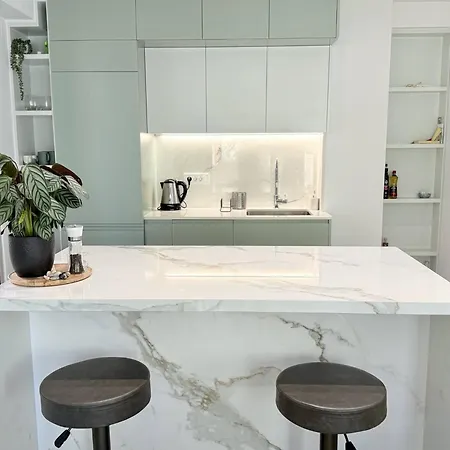 Azure Loft - 3min Walk To Beach, 10min To Old Town *