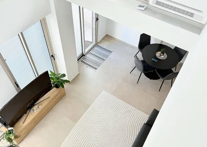 Azure Loft - 3min Walk To Beach, 10min To Old Town Lejlighed *