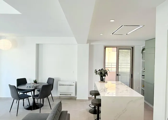 Azure Loft - 3min Walk To Beach, 10min To Old Town * Chania (Crete)