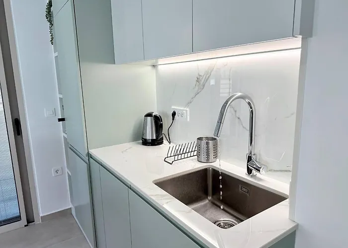 Azure Loft - 3min Walk To Beach, 10min To Old Town *