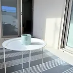 Azure Loft - 3min Walk To Beach, 10min To Old Town شقة