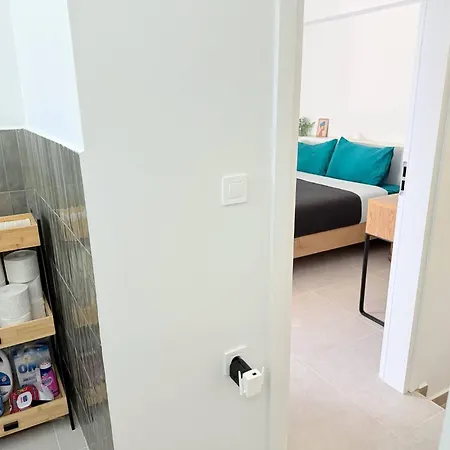 Azure Loft - 3min Walk To Beach, 10min To Old Town شقة خانيا
