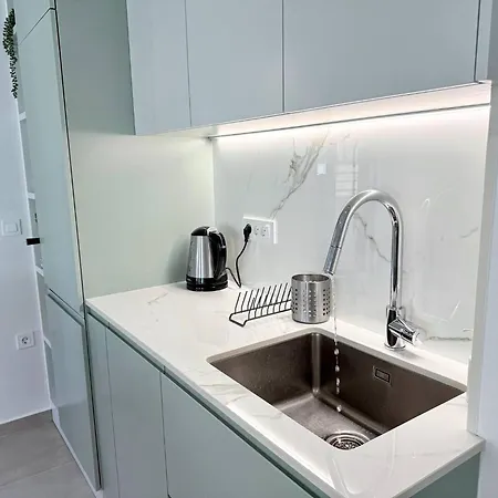 Azure Loft - 3min Walk To Beach, 10min To Old Town *